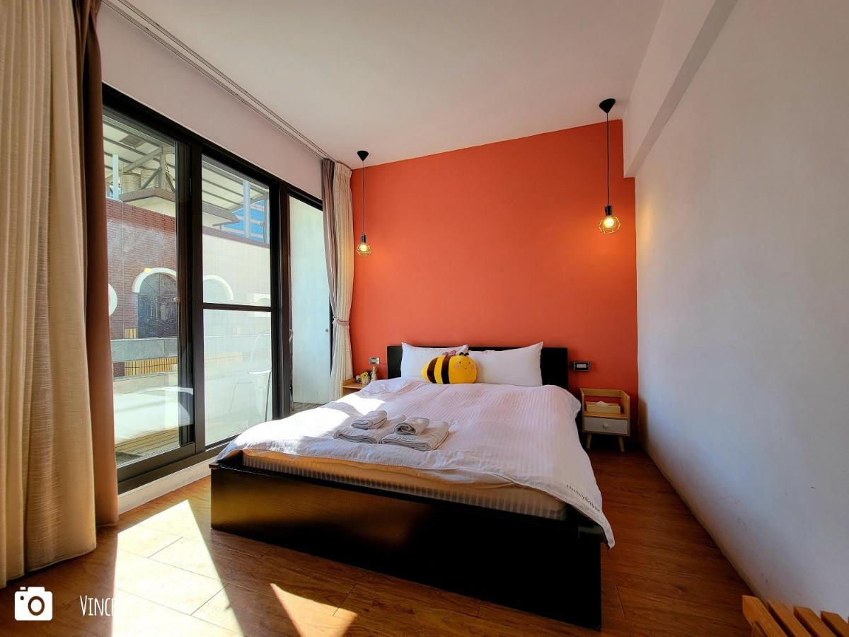 Honey House Tainan Bed & Breakfast Exterior photo