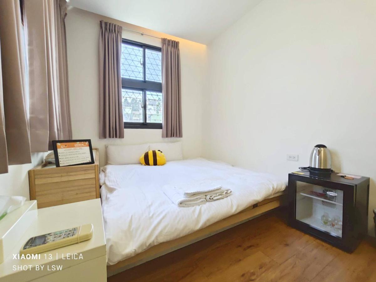 Honey House Tainan Bed & Breakfast Exterior photo