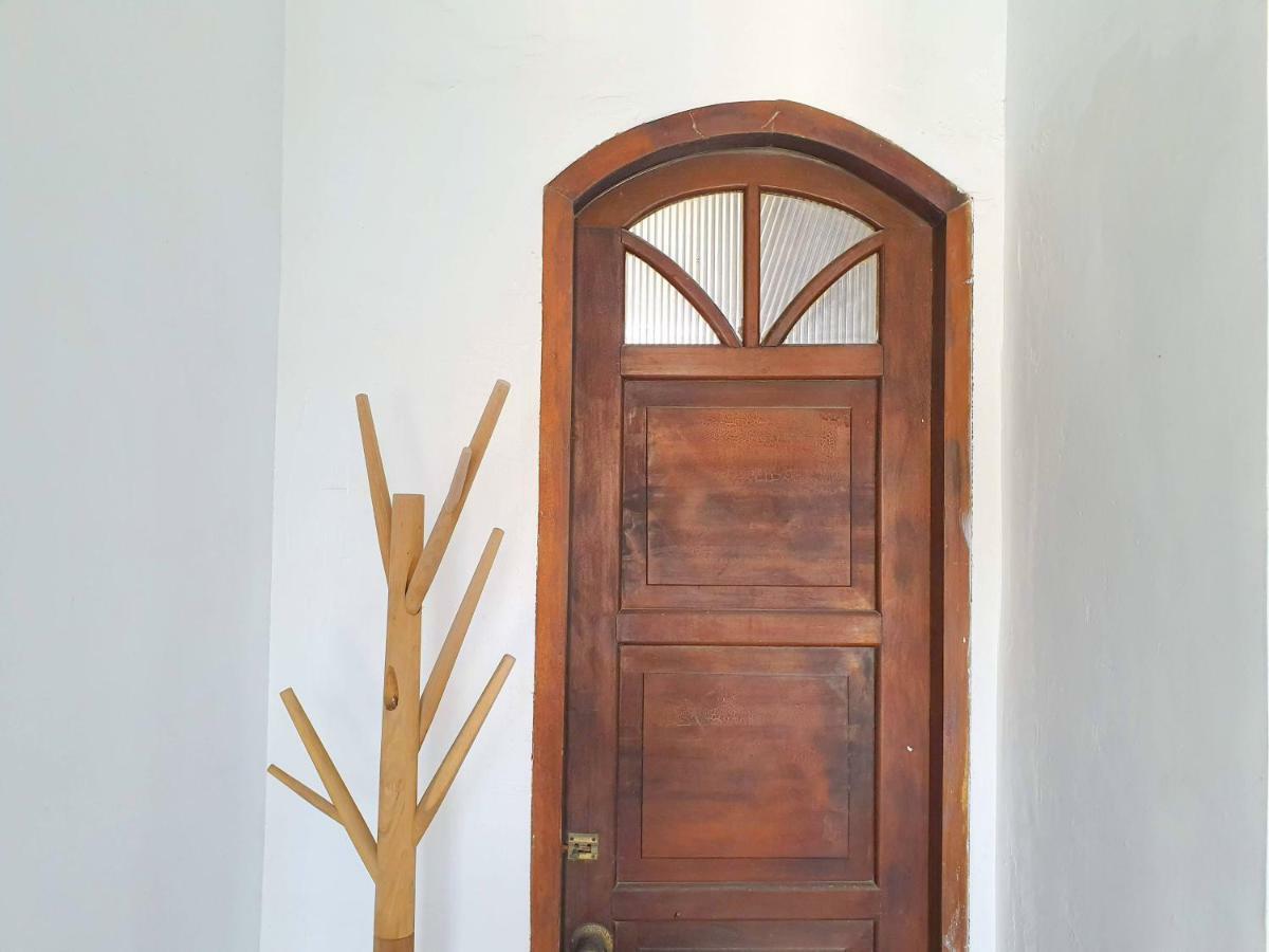 Honey House Tainan Bed & Breakfast Exterior photo